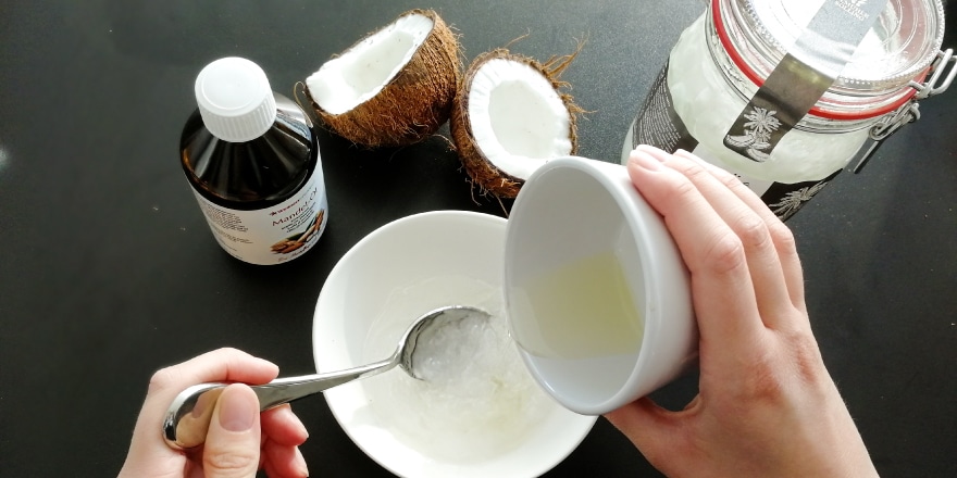 Kokosöl-Haarkur mit Mandelöl